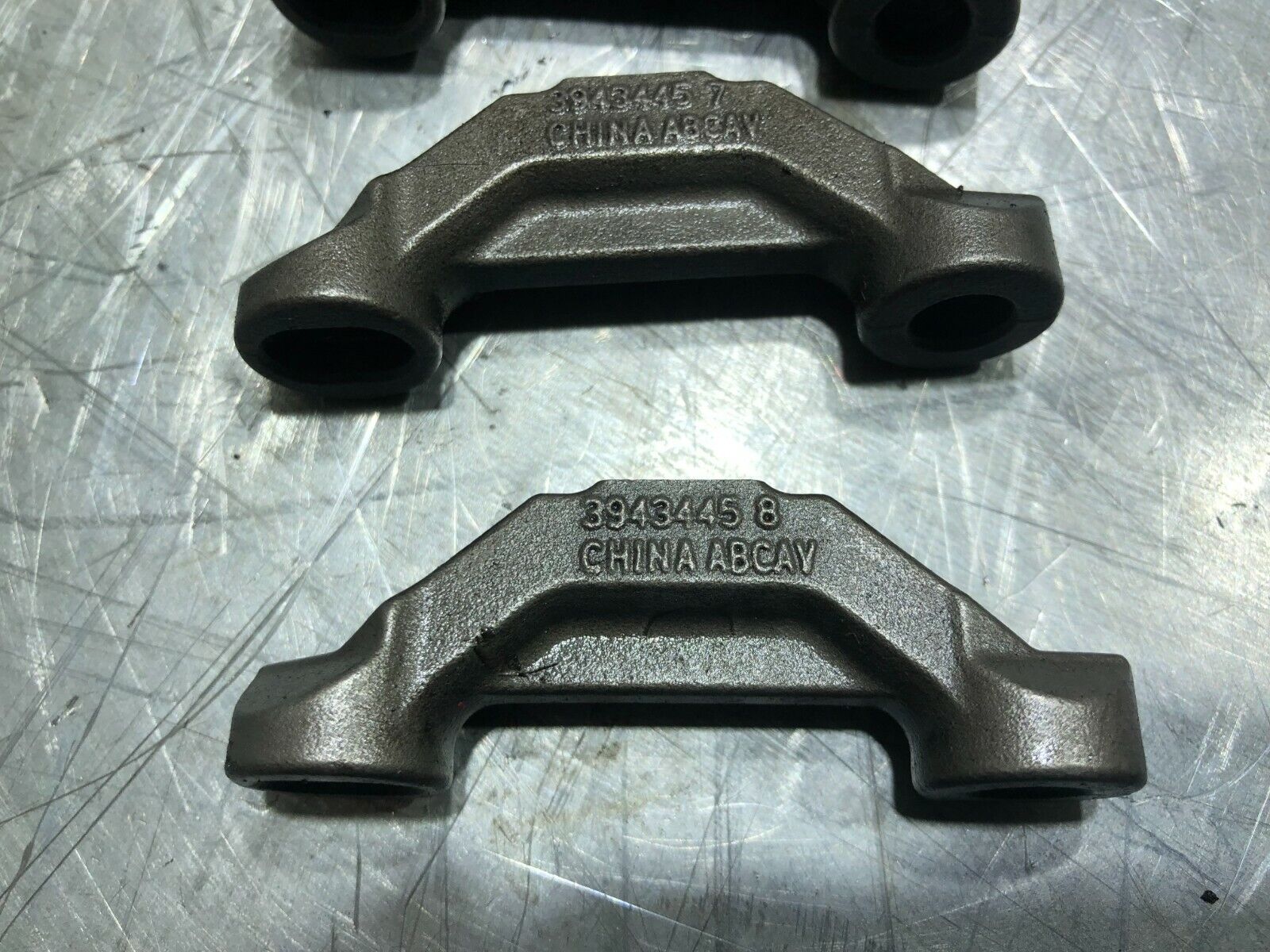 Cummins ISL ISC 8.3 PACCAR Complete Rocker Arm Assembly push rods