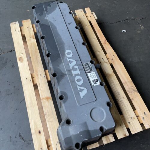 Volvo Vnl Valve Cover 1639552 Oem ⋆ Used Diesel Parts