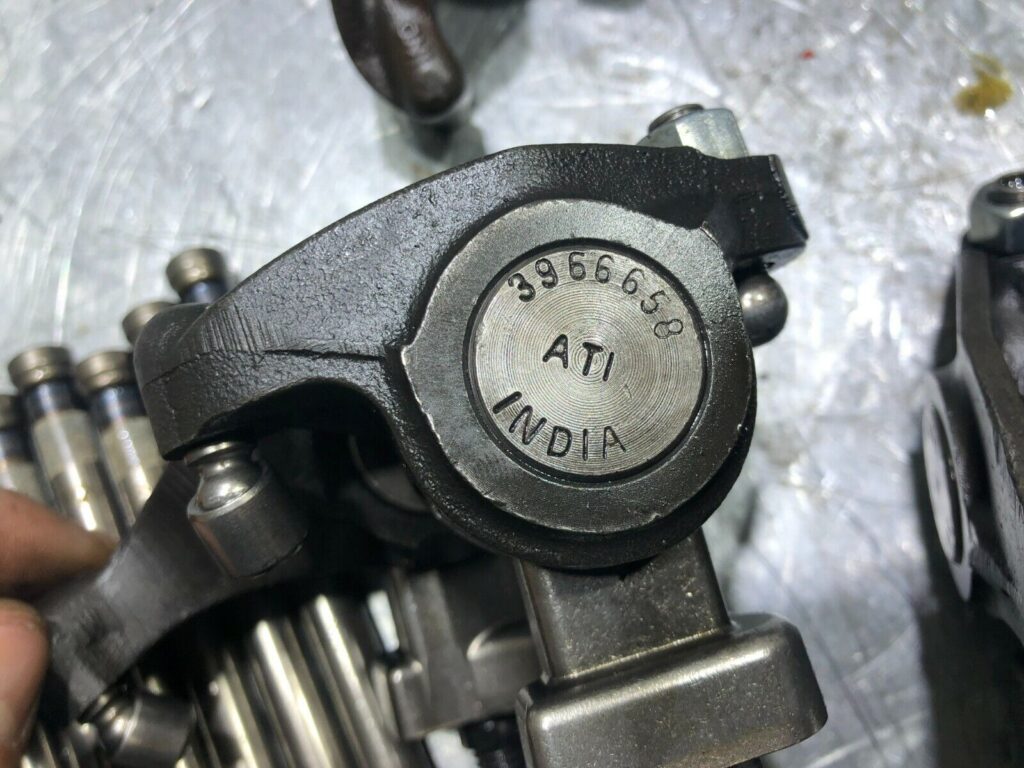 Cummins ISL ISC 8.3 PACCAR Complete Rocker Arm Assembly push rods ...