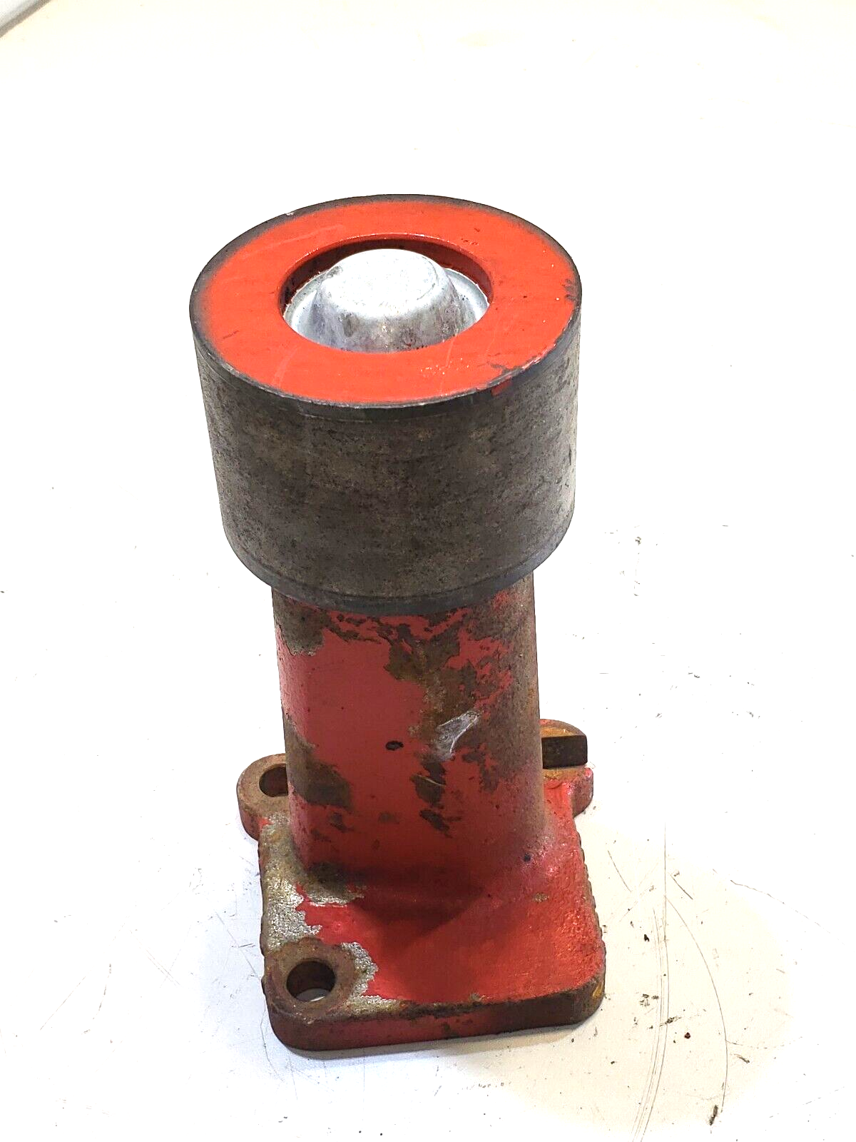 Cummins 3102039 ISB QSB 6.7 Idler Pulley Support Bracket With Idler