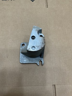 Dodge Ram 6.7 CumminsDiesel ENGINE MOUNT