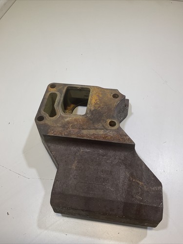 Cummins ISX/QSX Thermostat Housing 3681195 OEM - Image 2