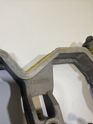 Cummins ISB/QSB 6.7 Rocker Lever Housing 4899235 OEM - Image 2