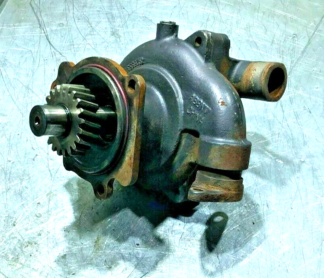 Cummins M11 QSM11 Water Pump Housing Assembly 3073695 OEM