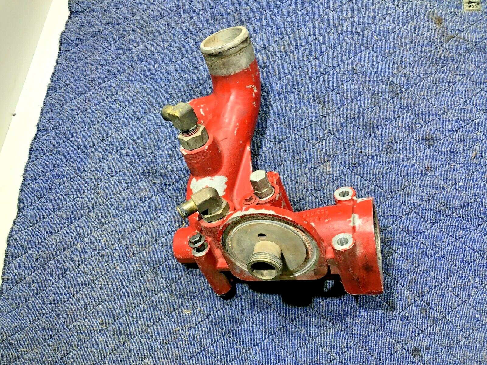 2007 Cummins ISX DOHC Diesel Engine Water Filter Base, P/N: 3681533 OEM
