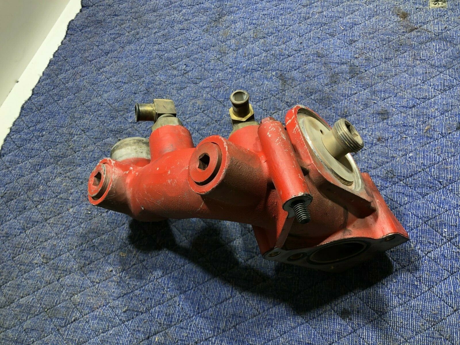2007 Cummins ISX DOHC Diesel Engine Water Filter Base, P/N: 3681533 OEM - Image 4