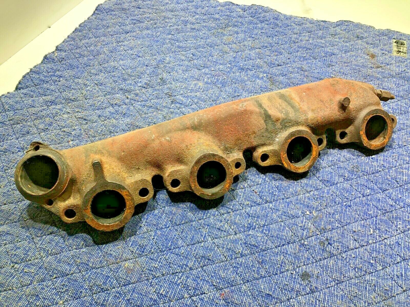 International 1831025C1 Ford 7.3 Exhaust Manifold OEM - Image 3