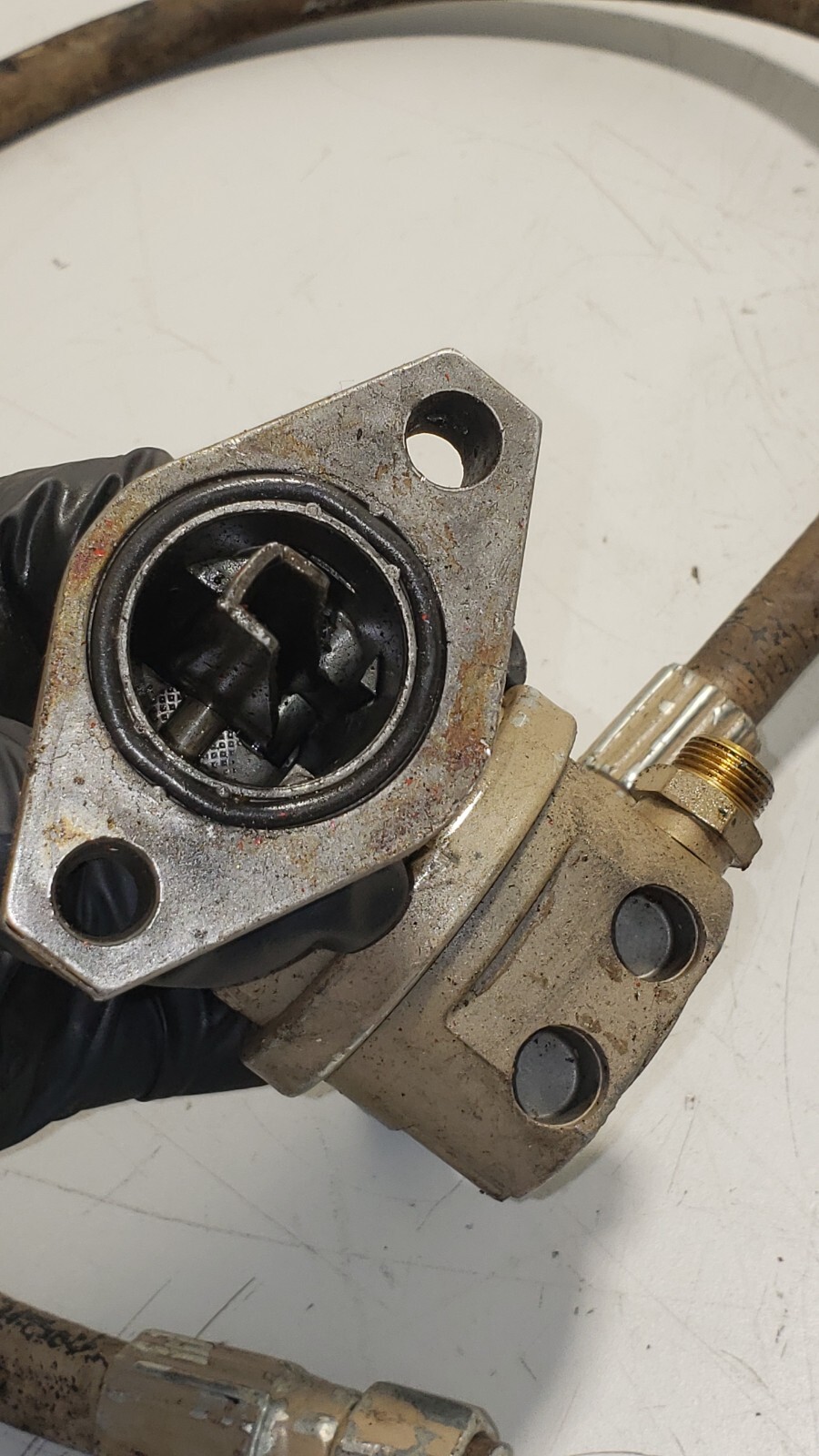 John Deere RE517230 6068 Fuel Transfer Pump Sofabex Line Assembly OEM - Image 5