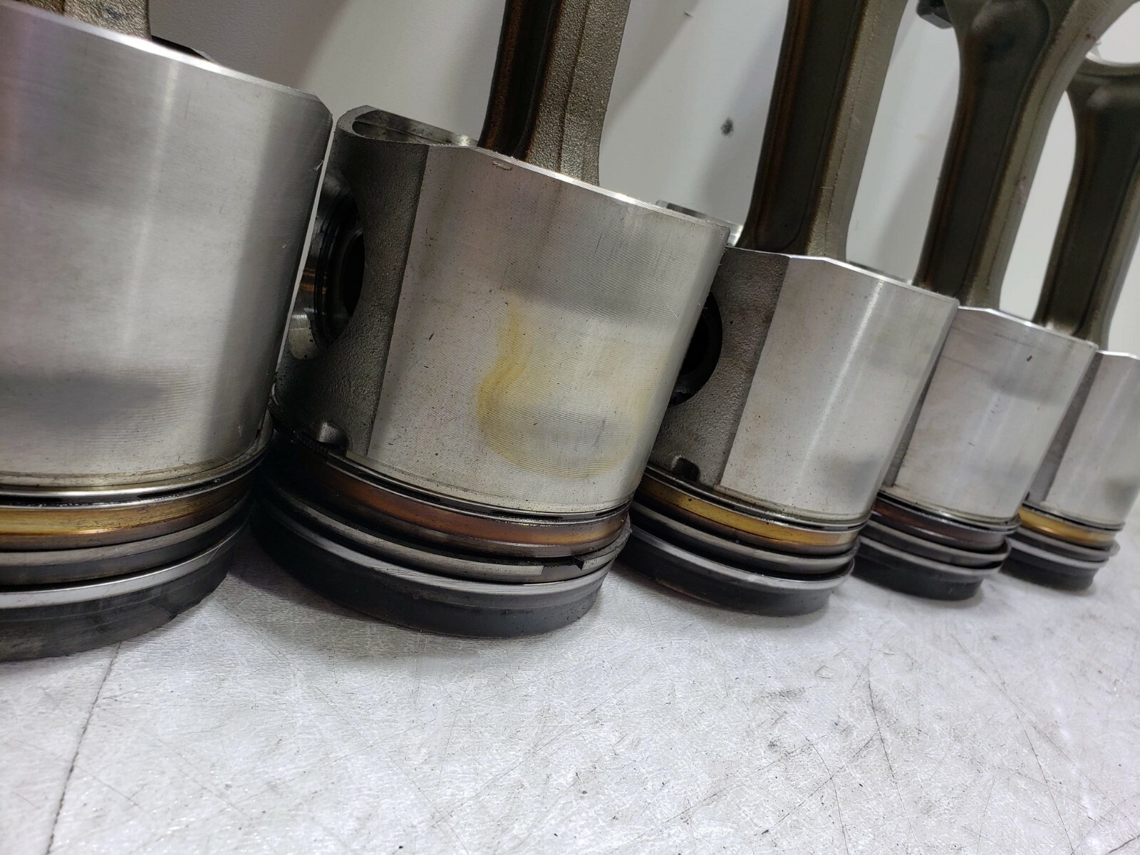 SET of 6 GENUINE CUMMINS 6CT 8.3 Piston with Connecting Rod 3934046 Assembly OEM - Image 3