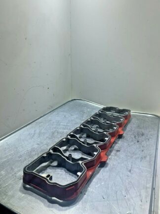 Cummins ISB 6.7 Valve Cover Rocker Housing 3975944 OEM