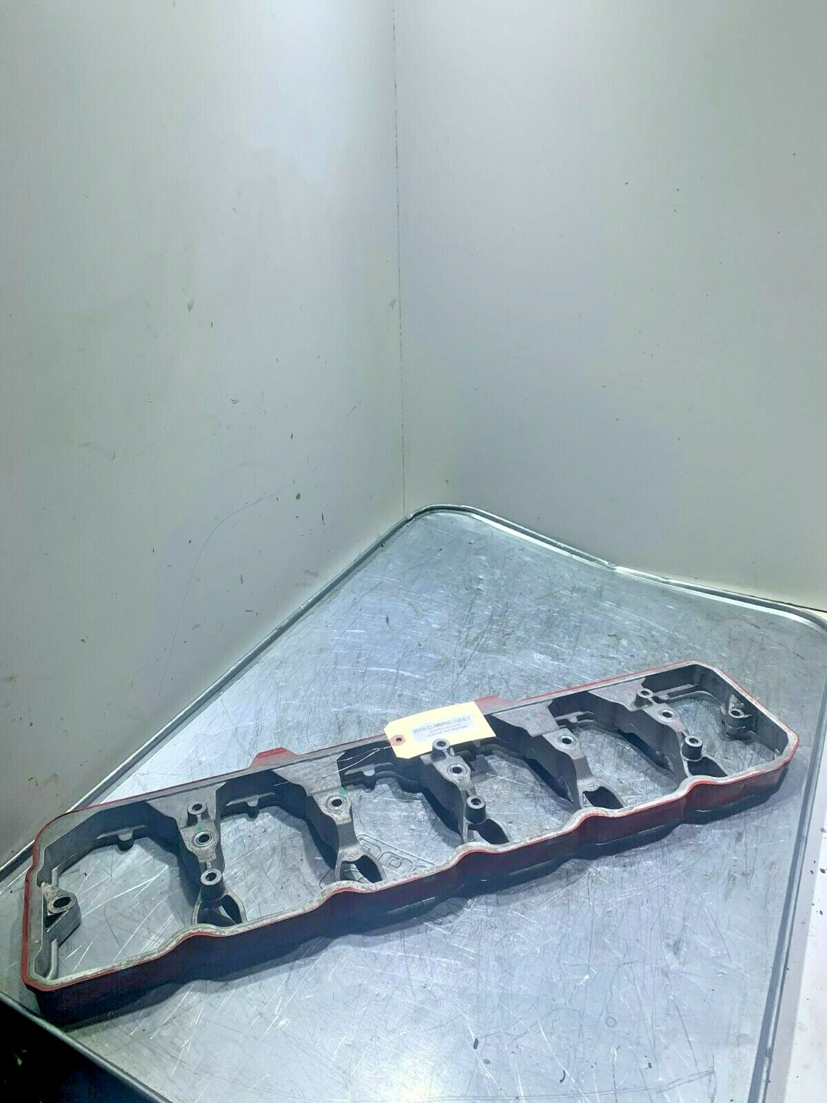 Cummins ISB 6.7 Valve Cover Rocker Housing 3975944 OEM - Image 3