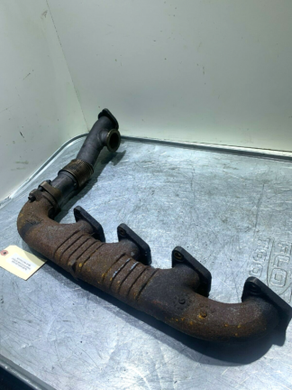 International 1840770C1 DT466E Navistar Exhaust Manifold OEM