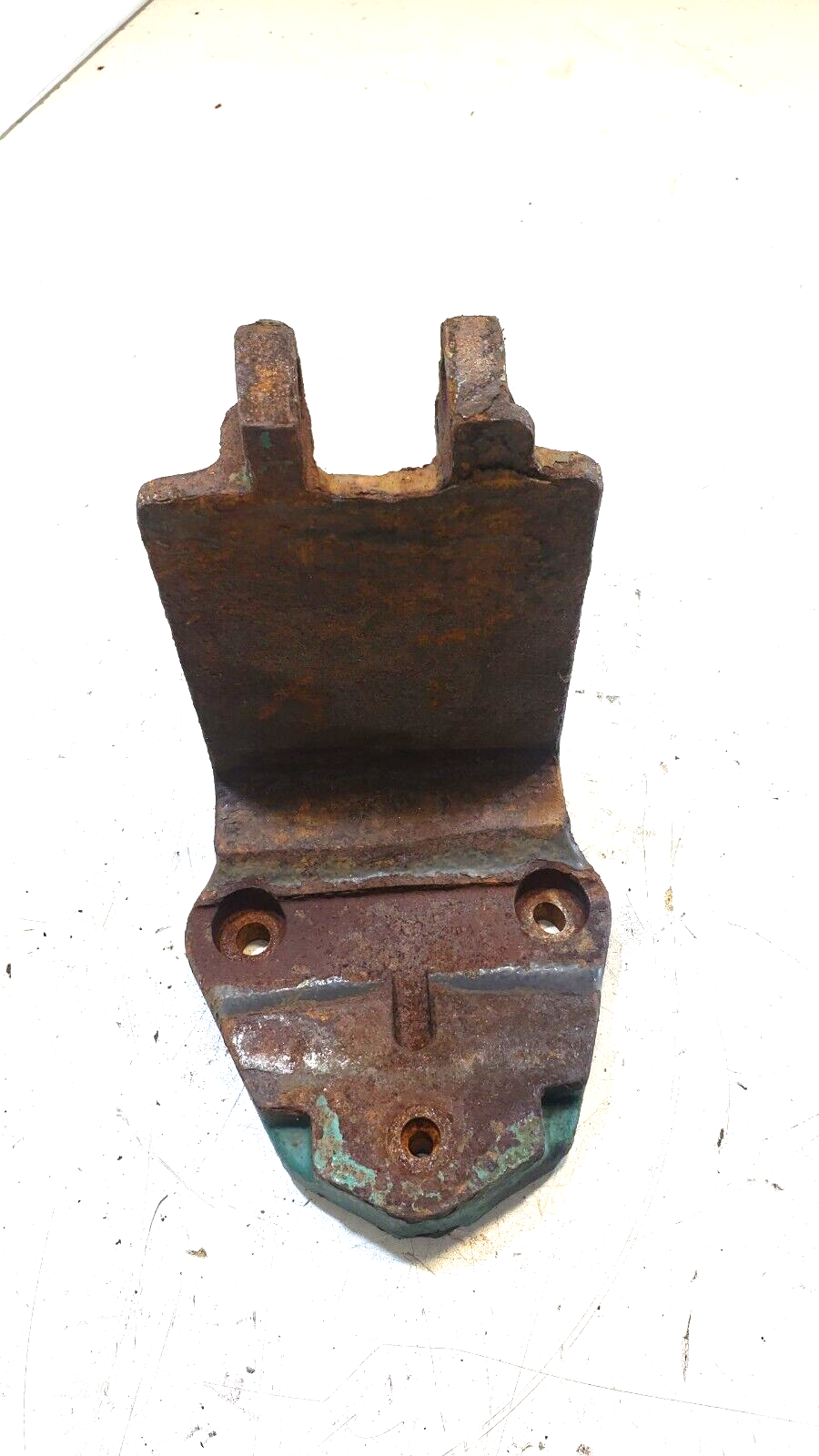 Volvo D13 21399313 Support Bracket OEM - Image 2