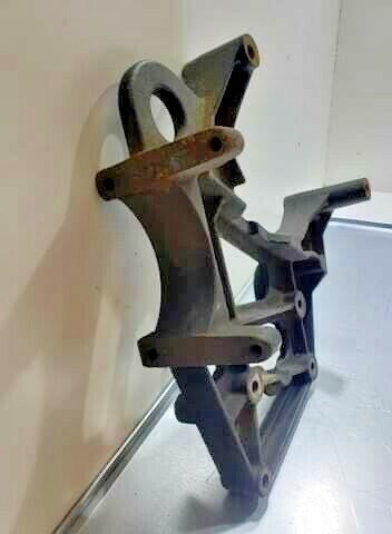 International / Navistar VT365 Alternator Bracket 1840439C2 OEM - Image 3