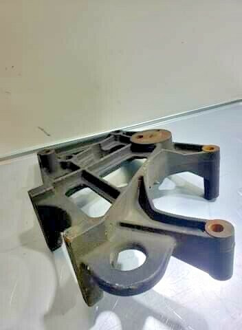 International / Navistar VT365 Alternator Bracket 1840439C2 OEM - Image 5