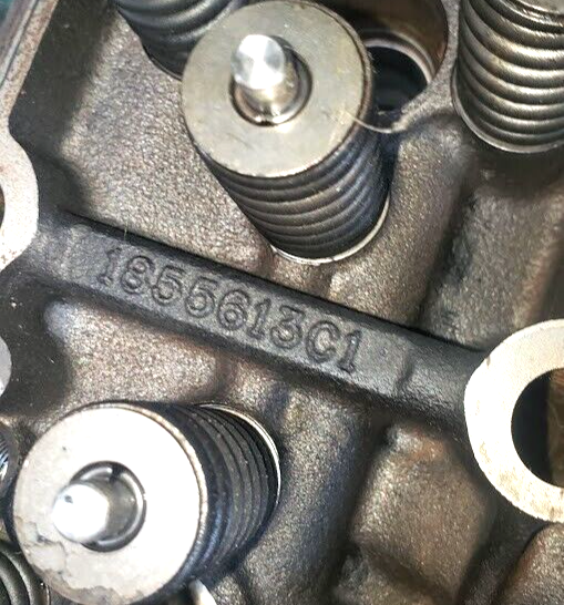 Ford International 1843080C1 Navistar VT365 6.0 Cylinder Head Set - Image 4