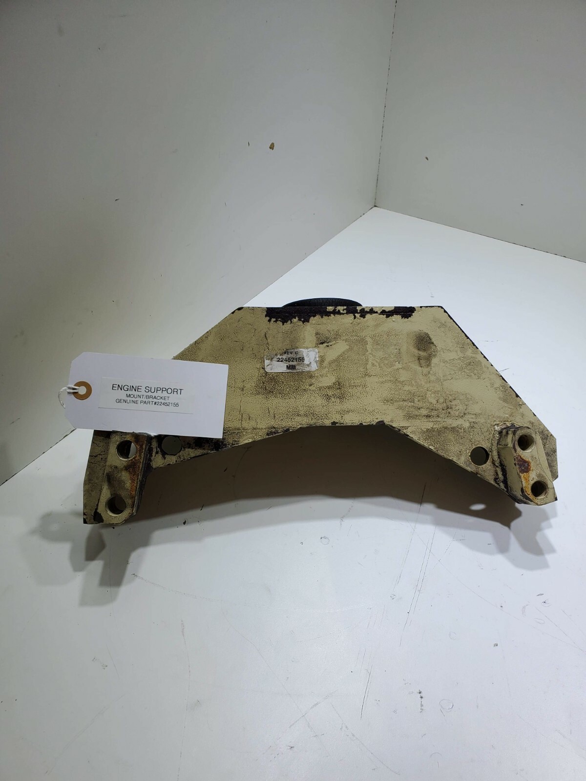 Detroit Diesel Front Engine Support Mount 22452155 OEM - Image 6