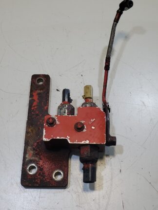 Cummins 3684361 3684054 DPF Fluid Doser Shutoff With Support Bracket  OEM
