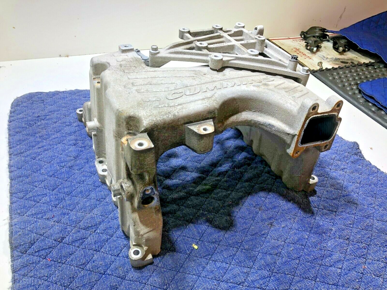 Cummins ISV 5.0 AIR INTAKE MANIFOLD Assembly 4360046 OEM - Image 3