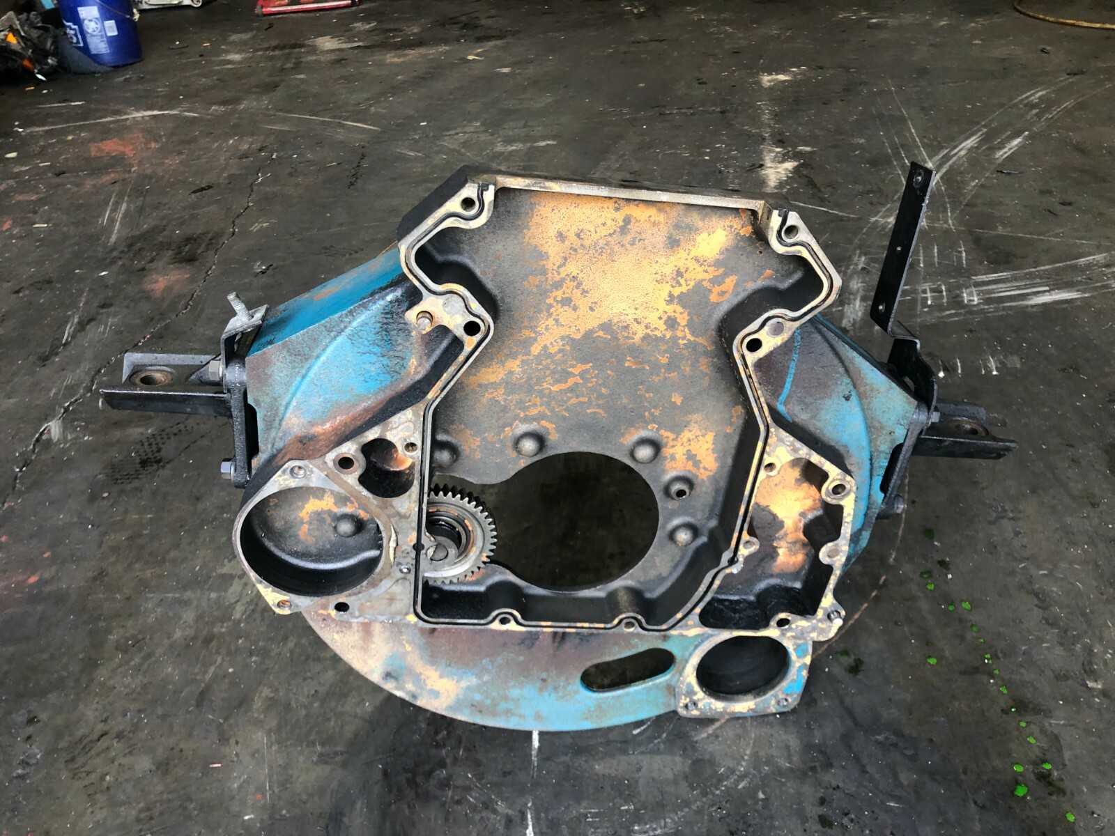 International VT365 Ford 6.0L Flywheel Housing 1843383C1 OEM - Image 4