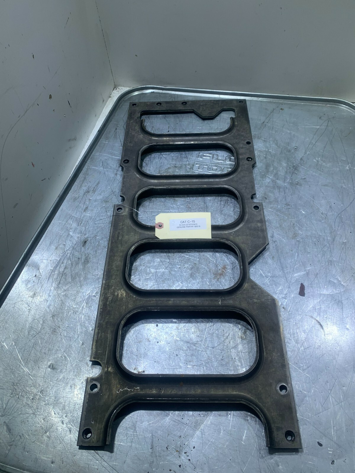 CAT C15 6NZ Block Stiffener 1981614 OEM - Image 4