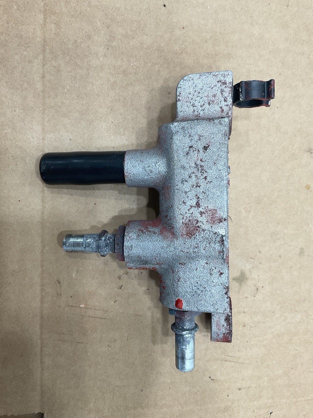 OEM Cummins ISC Diesel Engine Fuel Block Connection 5259543