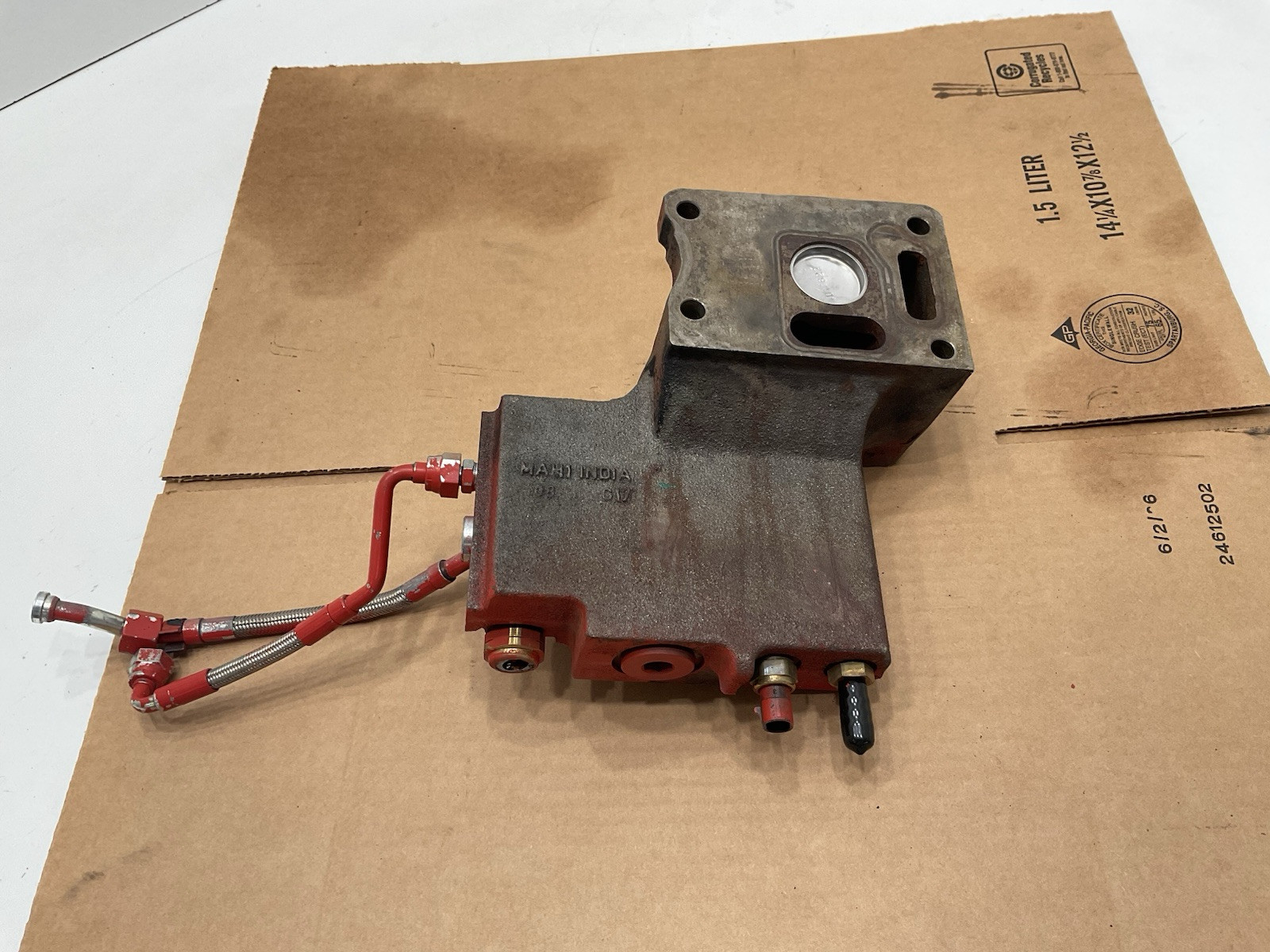 Cummins ISX15 Diesel EngineOEM Lower Thermostat Housing 3686382 - Image 4